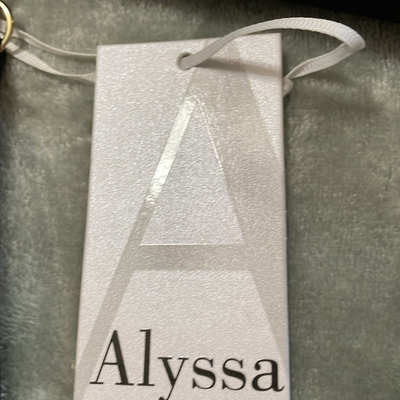 Alyssa Double Zip Wallet - Picture 7 of 8